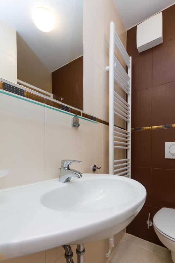 Premium Marina Apartments With Sea View By Locap Group Portoroz Exterior photo